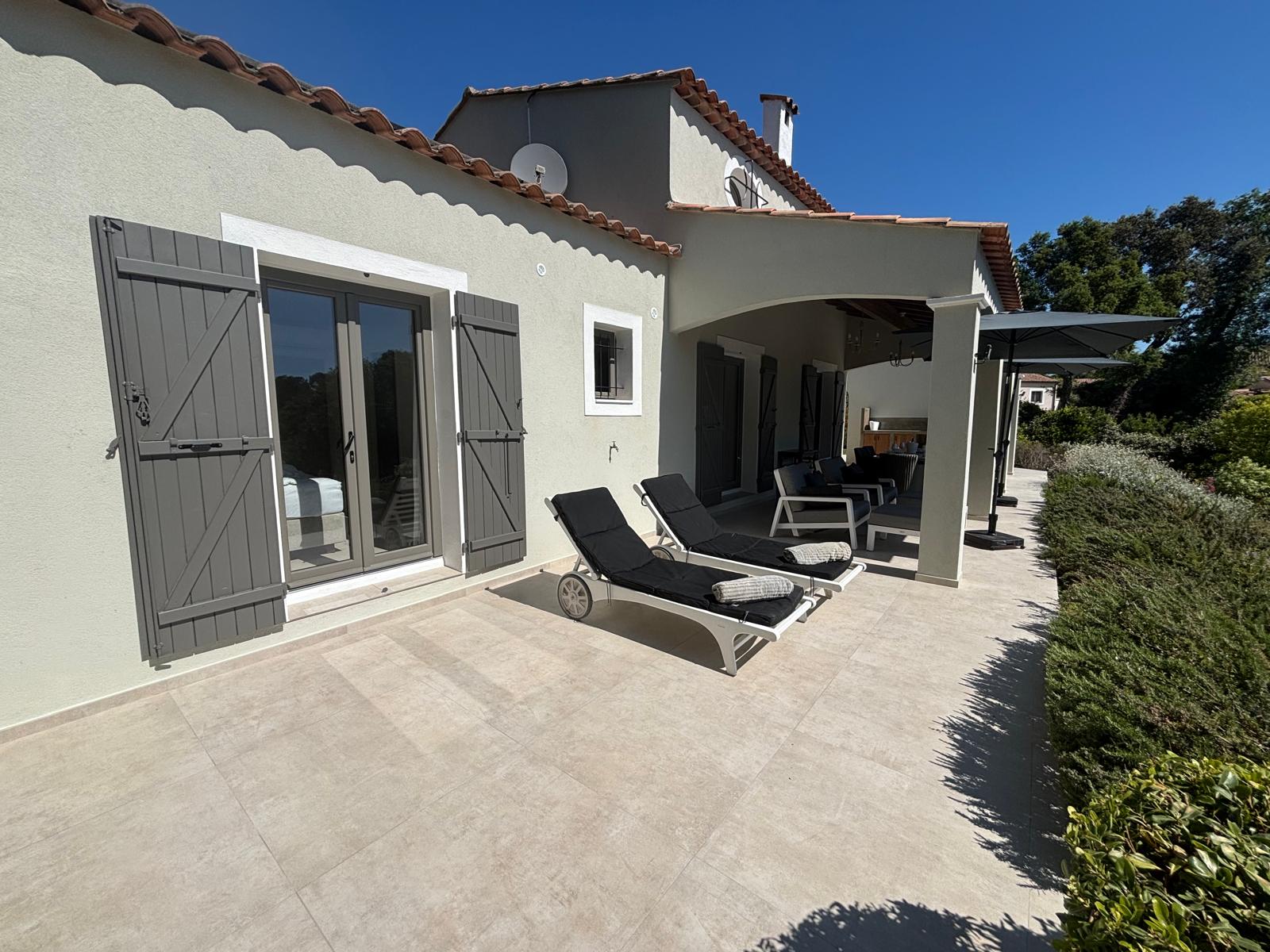 Vakantiehuis Villa Valbonne Cote d Azur – Terras Verranda Vakantiehuis Villa Valbonne Cote d Azur - Terras Verranda